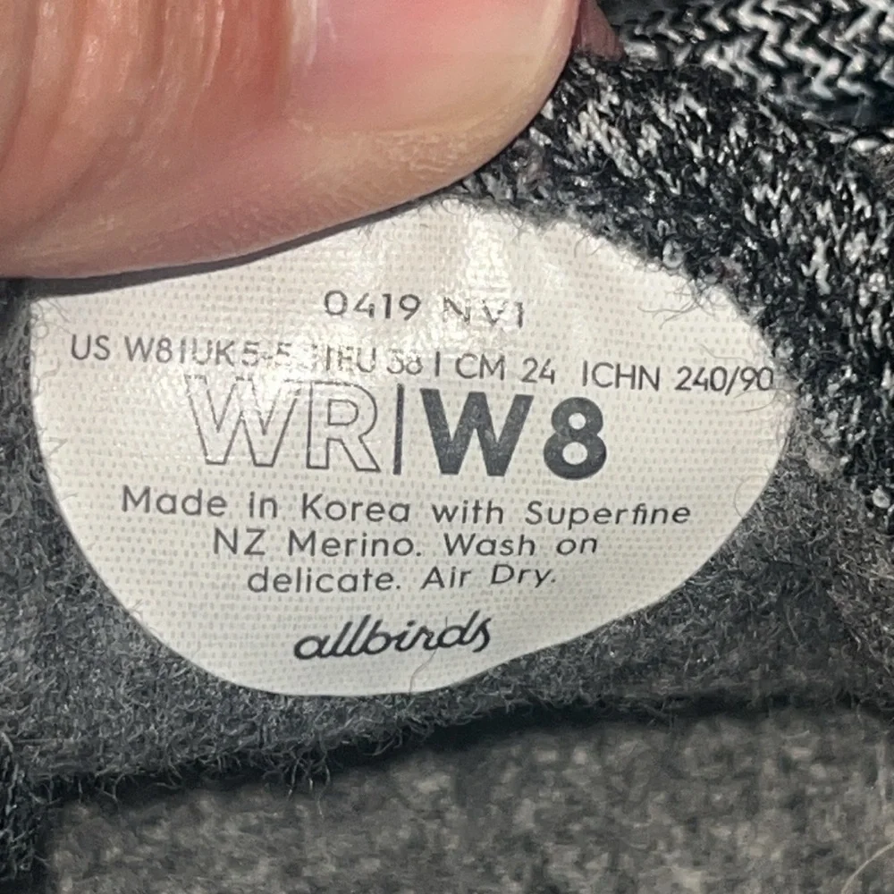 Allbirds women’s Gray wool runners Sneakers size 8